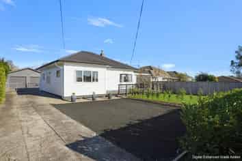 18 Marsden Road, Stoke