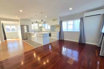 4031A Great North Road, Glen Eden