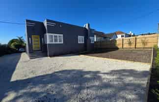 4031A Great North Road, Glen Eden