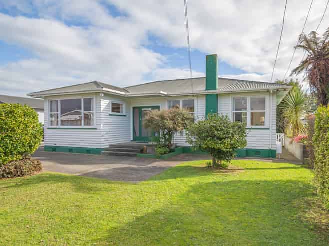 115 Bartholomew Road, Levin