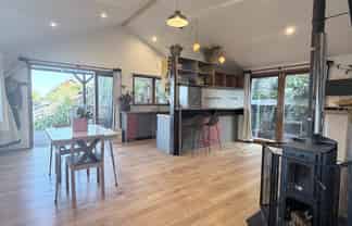 2 Endeavour Place, Lyttelton