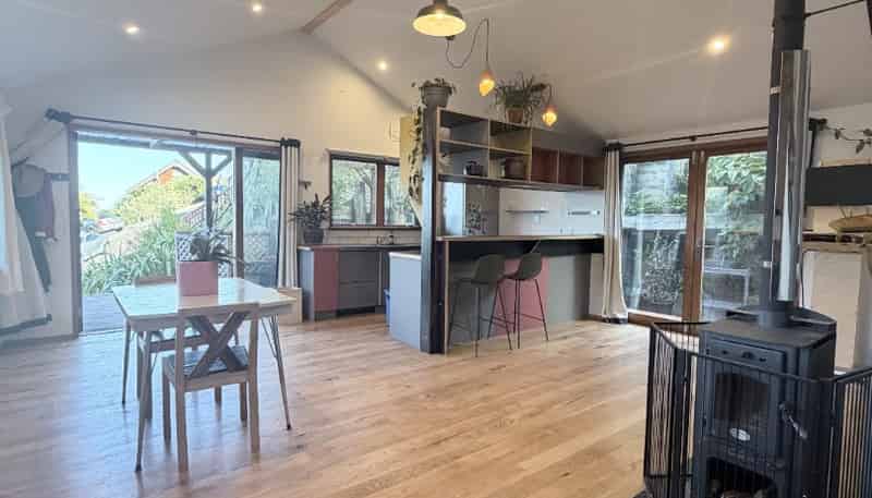2 Endeavour Place, Lyttelton