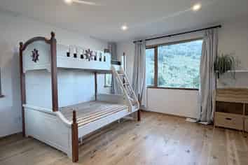 2 Endeavour Place, Lyttelton