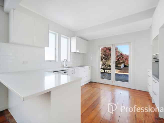 18 Walmer Road, Point Chevalier