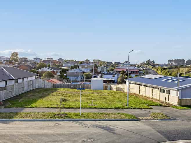 6 Water Tank Drive, Concord