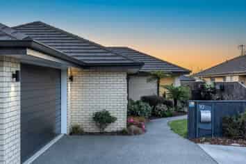 10 Carmello Grove, Richmond