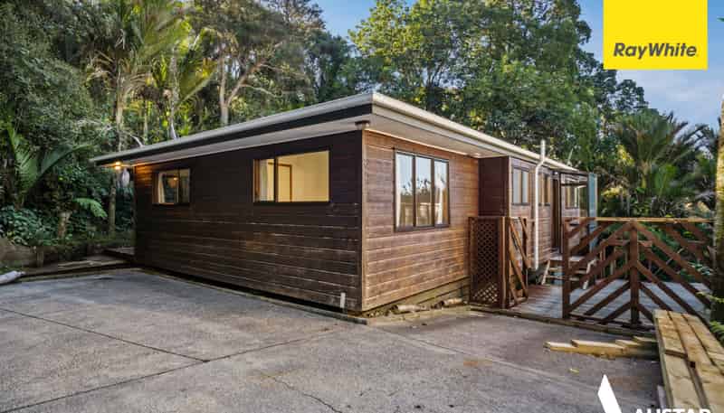 1 Woontons Lane, Titirangi