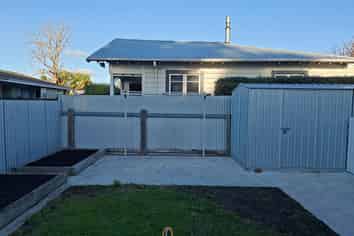 1/706 Charles Street, Raureka