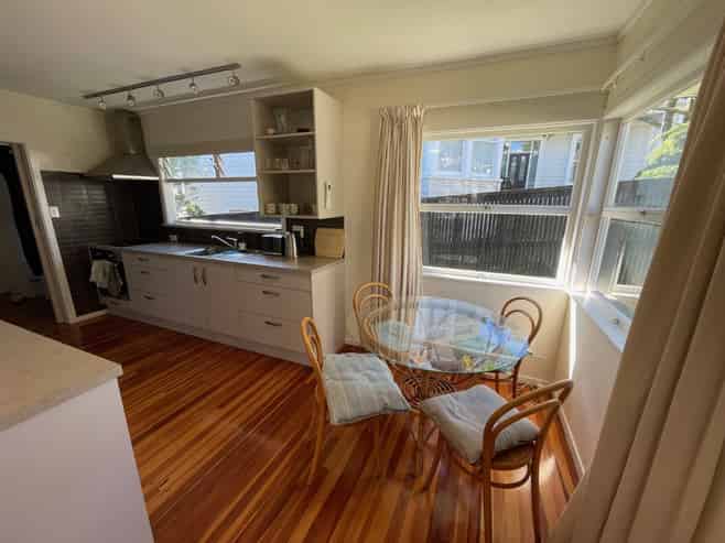 10B Second Avenue, Devonport