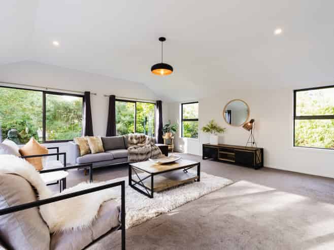 222 Chain Hills Road, Fairfield