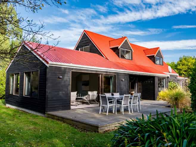 222 Chain Hills Road, Fairfield