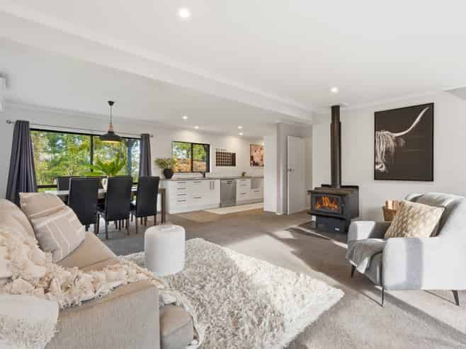 222 Chain Hills Road, Fairfield