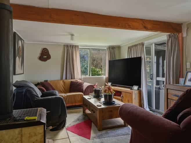 126 Peria Road, Peria