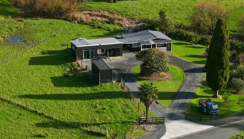 126 Peria Road, Peria