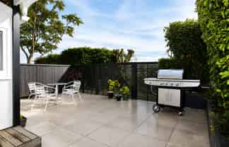 1/8 Harvey Place, Saint Heliers
