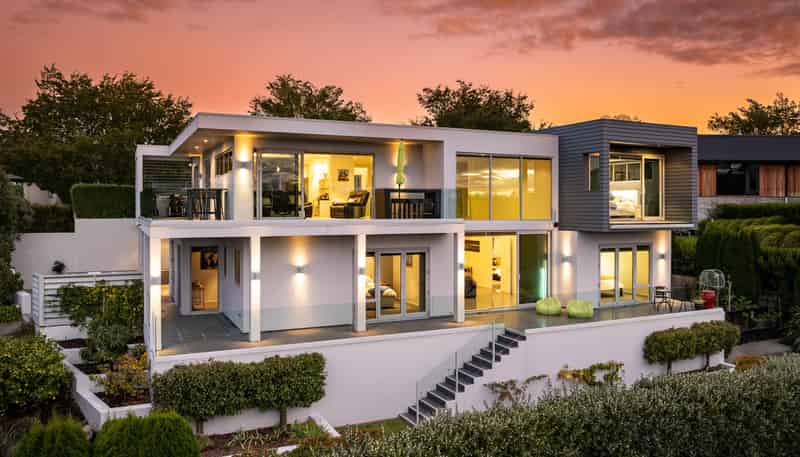 7 Golf View Close, Fairhall
