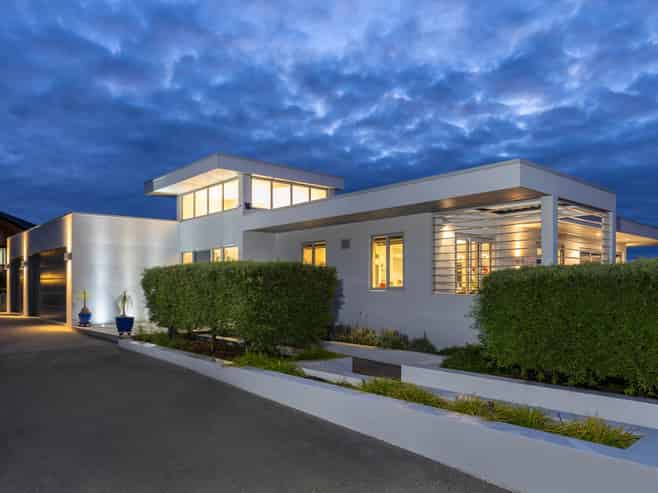7 Golf View Close, Fairhall