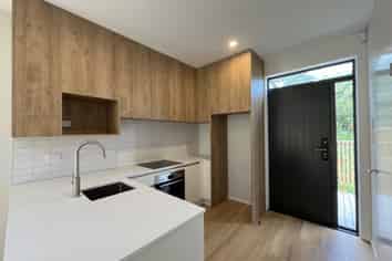 Auckland - Address withheld