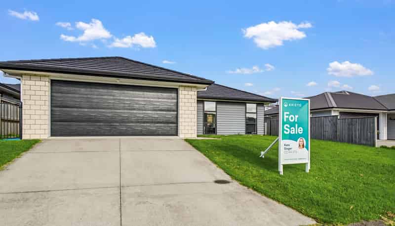 14 Urumaraki Avenue, Helensville
