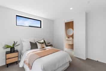 1/172 Colombo Street, Sydenham