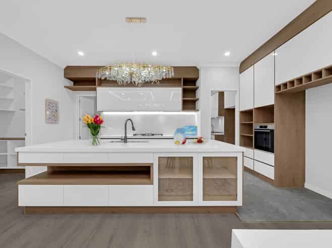 13 Mill Hill Close, Flat Bush