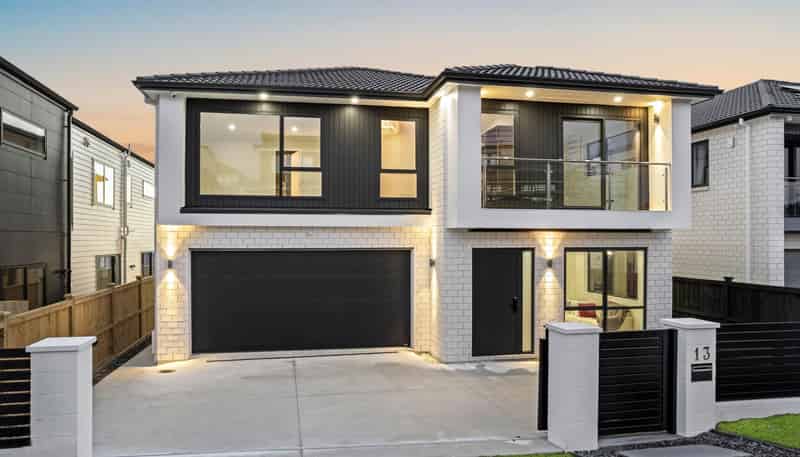 13 Mill Hill Close, Flat Bush