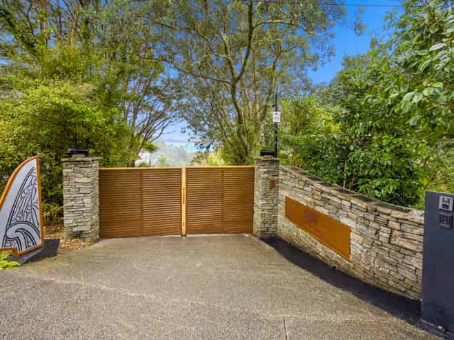 33 Kohu Road, Titirangi