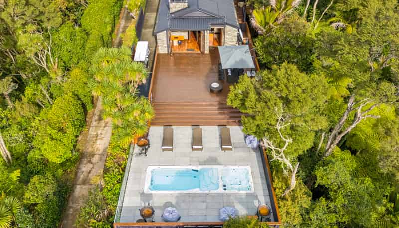 33 Kohu Road, Titirangi