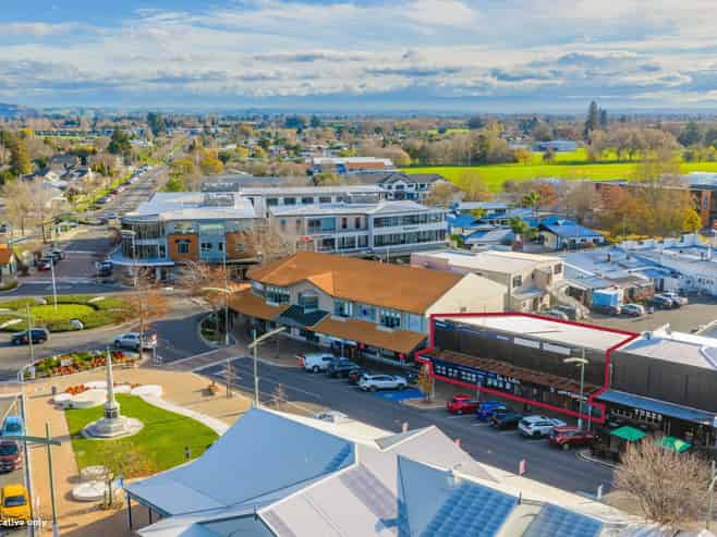 Freehold investment or development opportunity