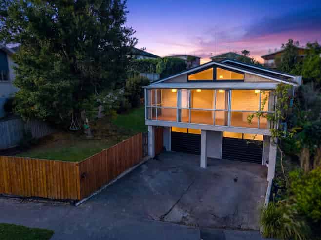 44 Barnes Street, Glenwood