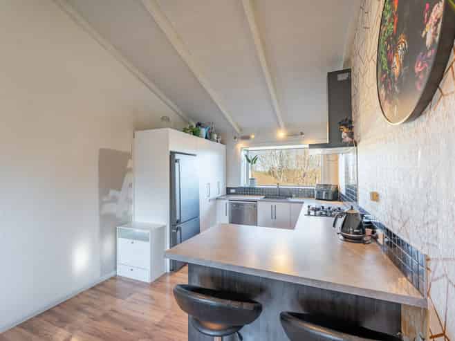 44 Barnes Street, Glenwood