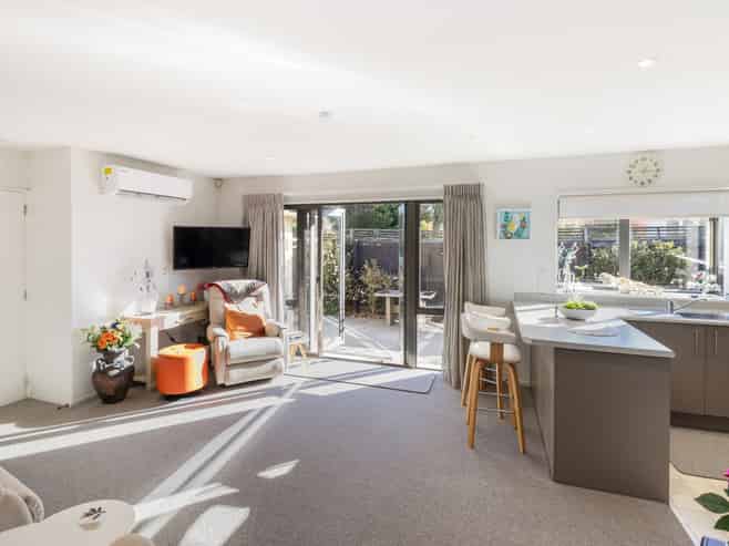 26A Sawyers Arms Road, Northcote
