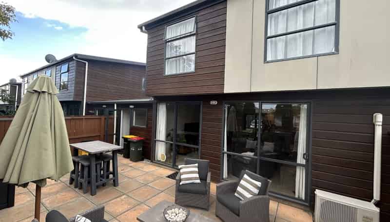 10 Rochdale Way, Stoke