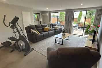 10 Rochdale Way, Stoke