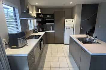 10 Rochdale Way, Stoke