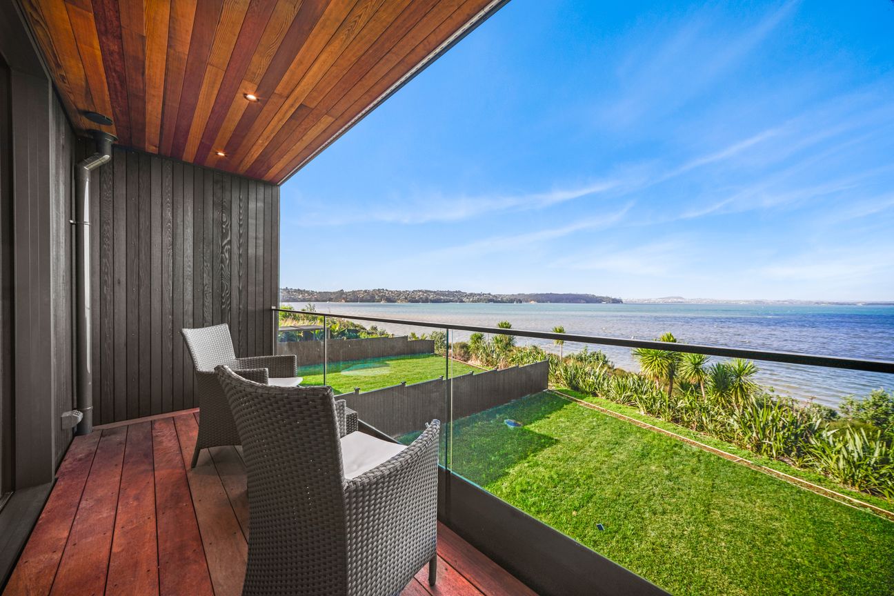 Luxurious Waterfront Living – pohled 3
