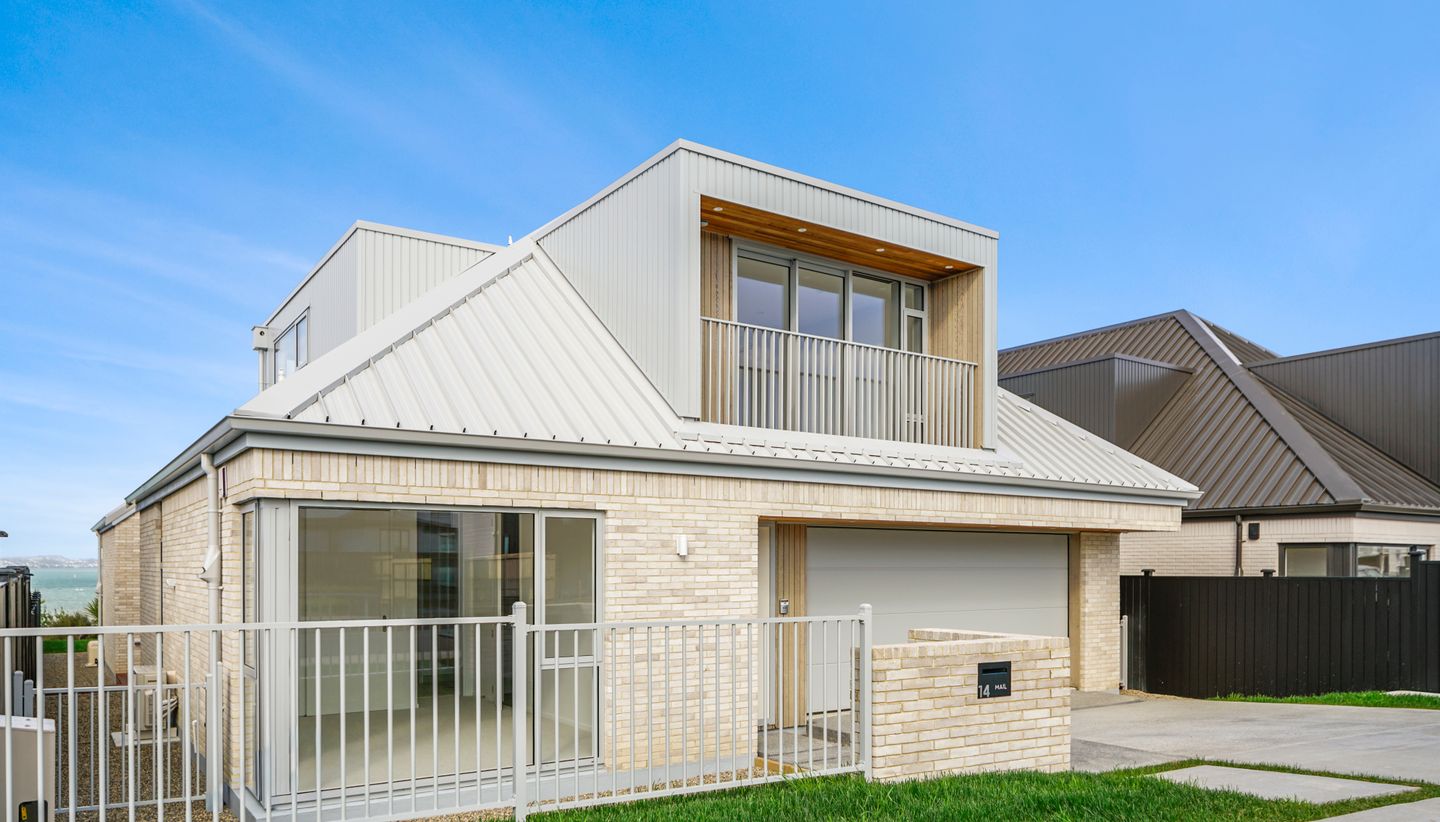 14 Picnic Point Road, Hobsonville, Waitakere City, Auckland