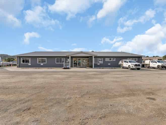 Vacant industrial opportunity- scale & flexibility