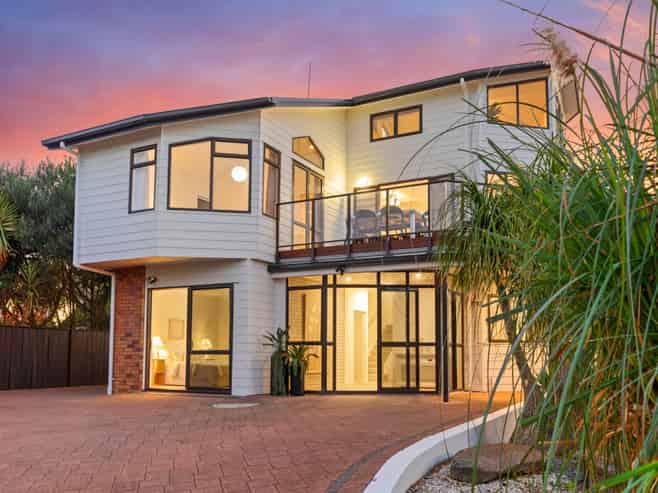 368 Papamoa Beach Road, Papamoa Beach