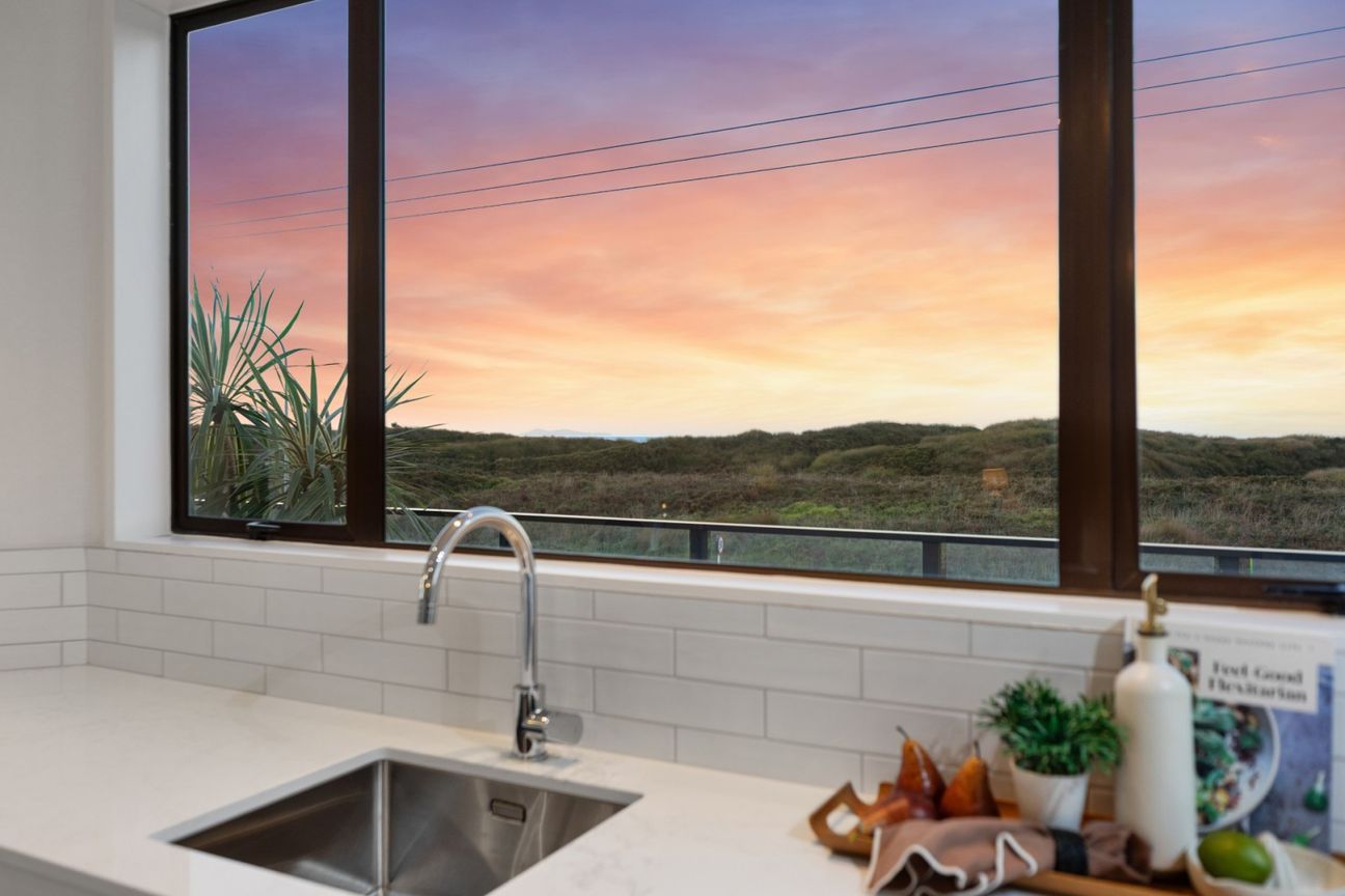 Front Row Coastal Living - Vista 5