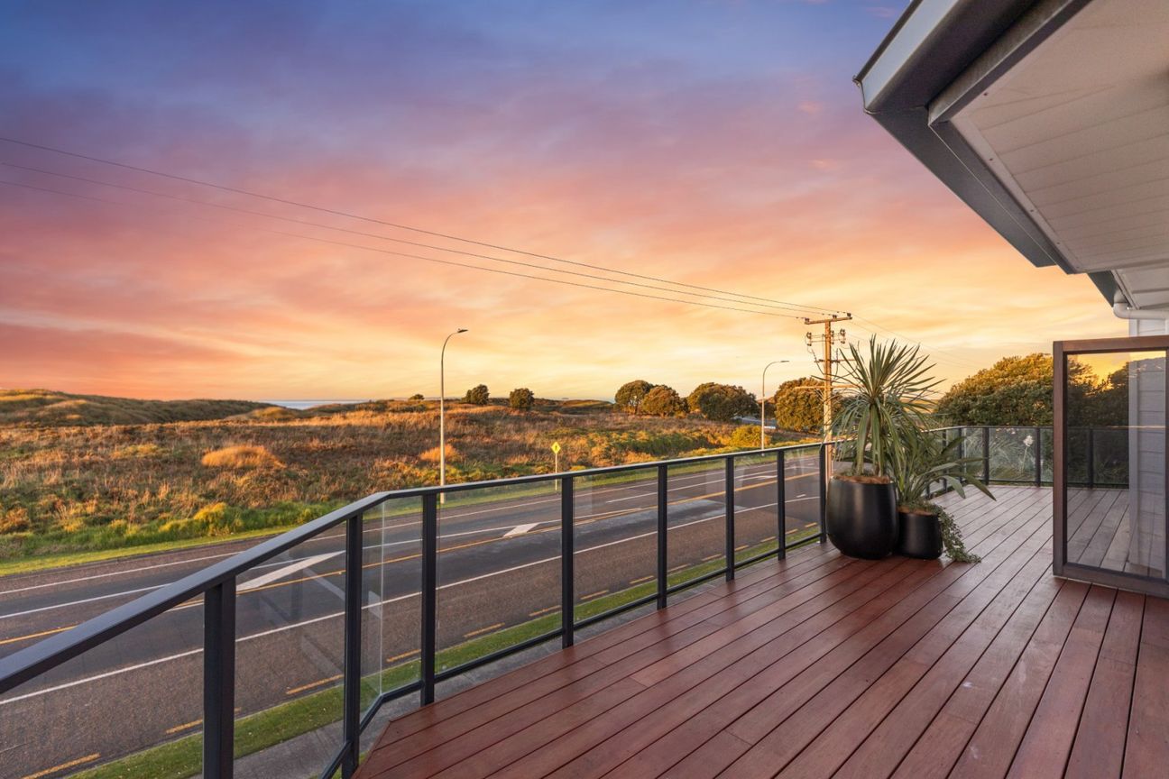 Front Row Coastal Living - Vista 4