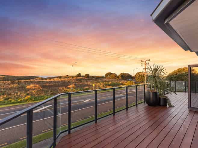 368 Papamoa Beach Road, Papamoa Beach