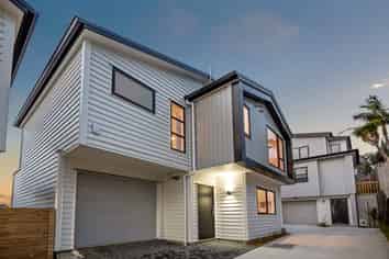 33C Garadice Road, Rothesay Bay