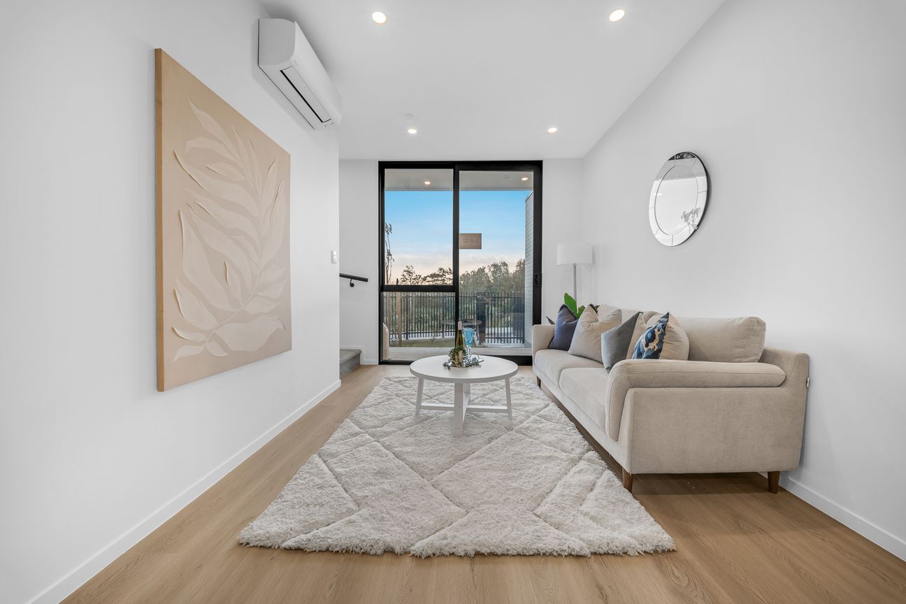 Premium New Build with Reserve Views! – pohled 2