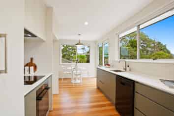 4 Halcombe Place, Green Bay