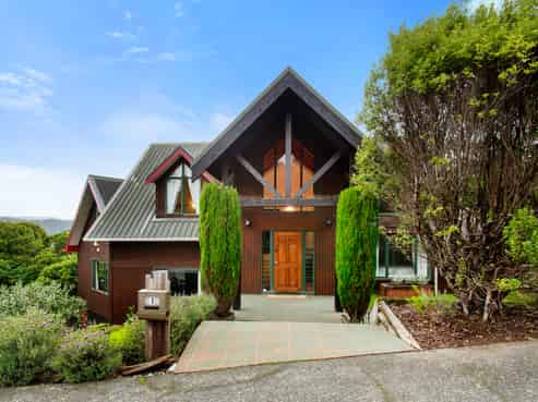 1 Avonlea Grove, Belmont
