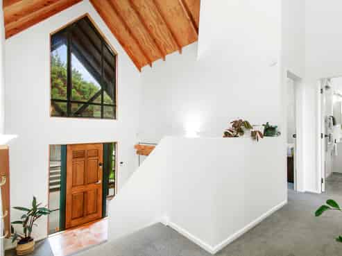 1 Avonlea Grove, Belmont