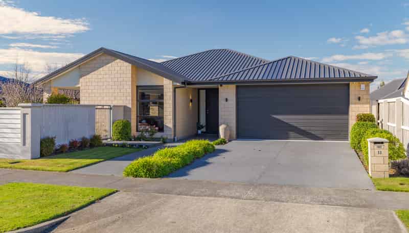 11 Waterford Avenue, Northwood