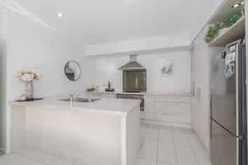 11 Waterford Avenue, Northwood