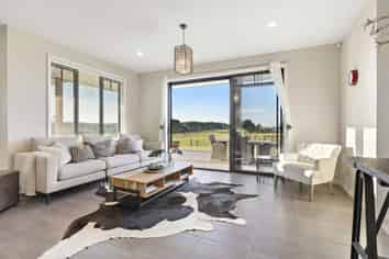 135B Hutchinson Road, Helensville